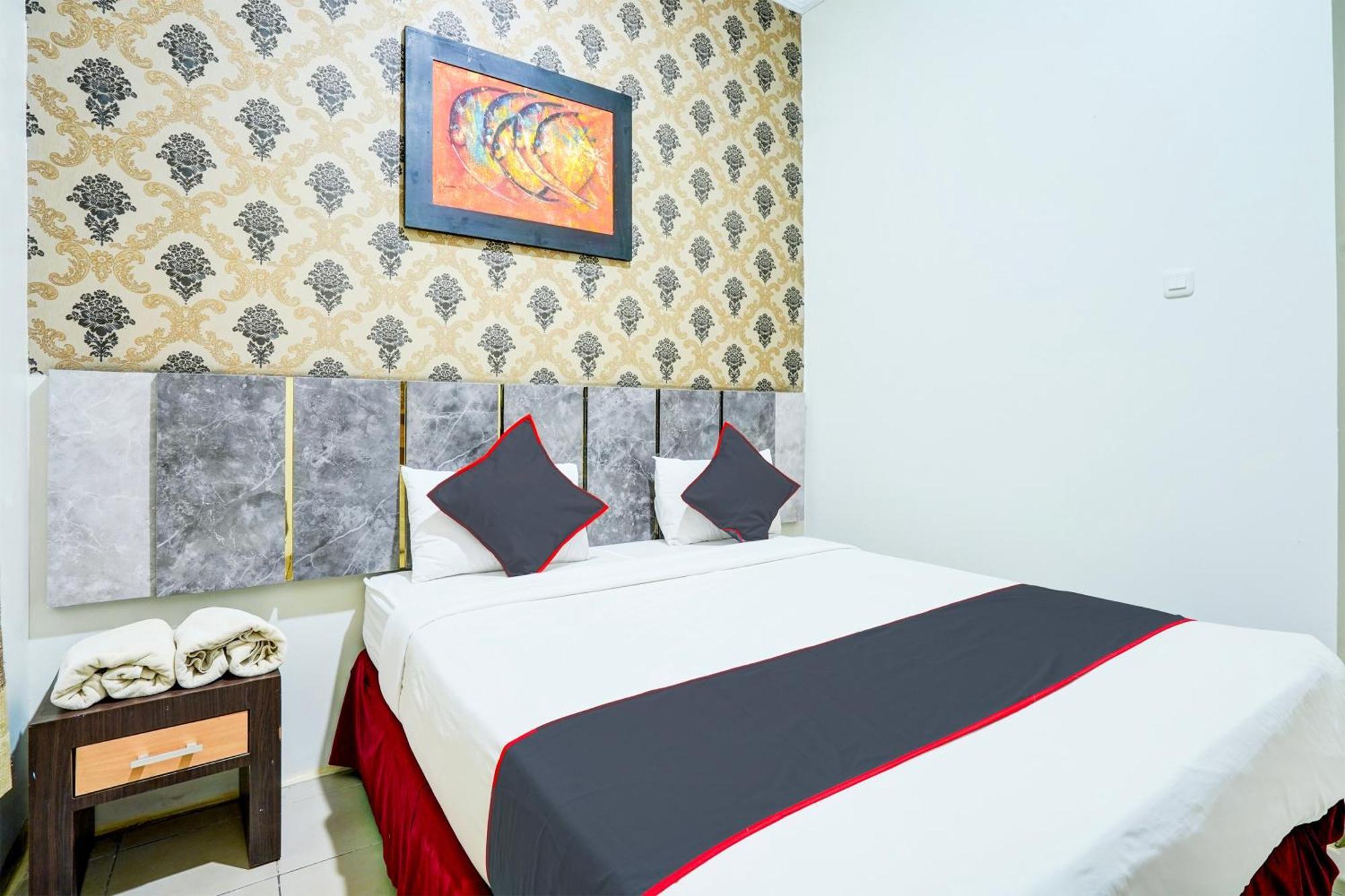 Hotel O Padang City Center Near Pantai Padang Formerly D'Dhave Hotel Exterior photo